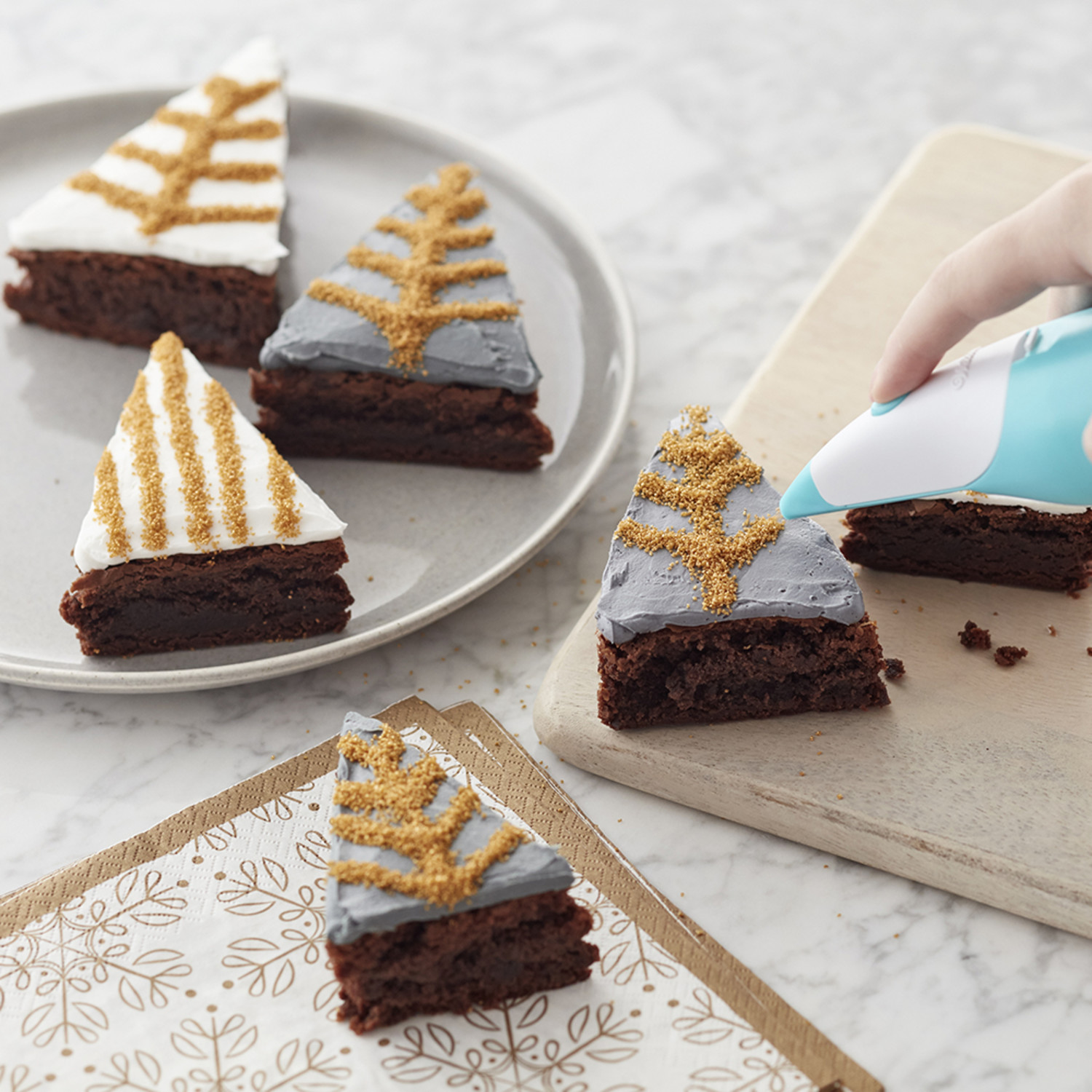 Easy Christmas Tree Brownies - Wilton