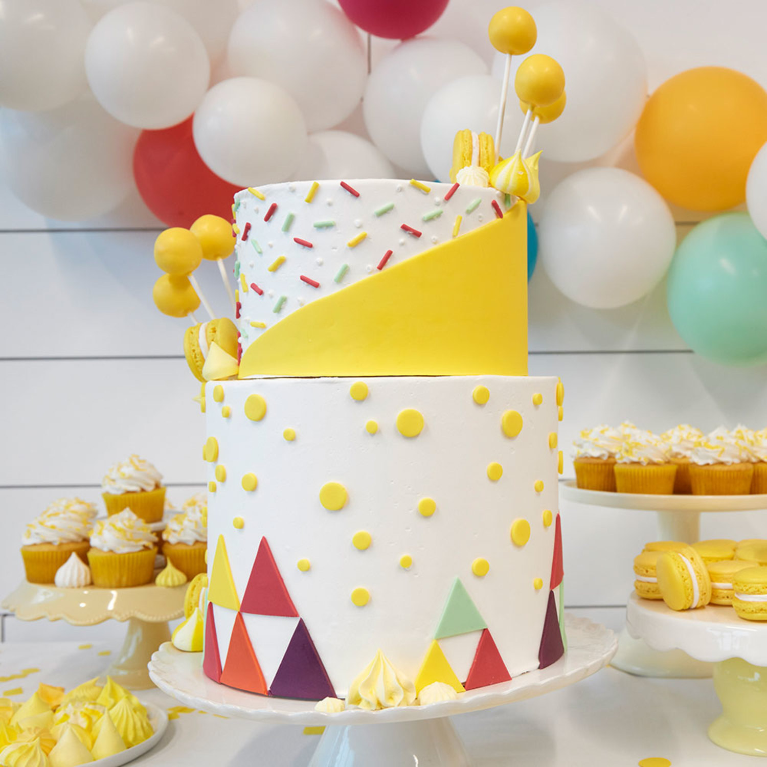 yellow cake birthday｜TikTok Search