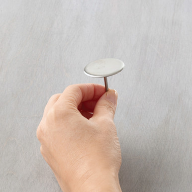 How to Use a Flower Nail - Wilton-image