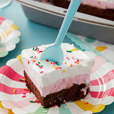 Easy Brownie Ice Cream Cake - Wilton-image