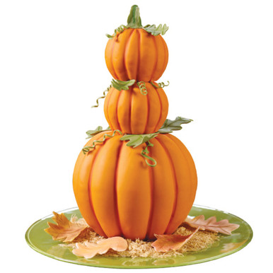 Pumpkin Peaks Cake