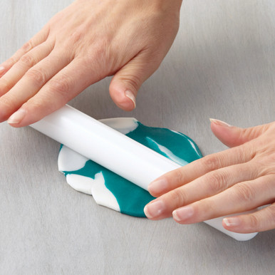 How to Make Marbled Fondant - Wilton