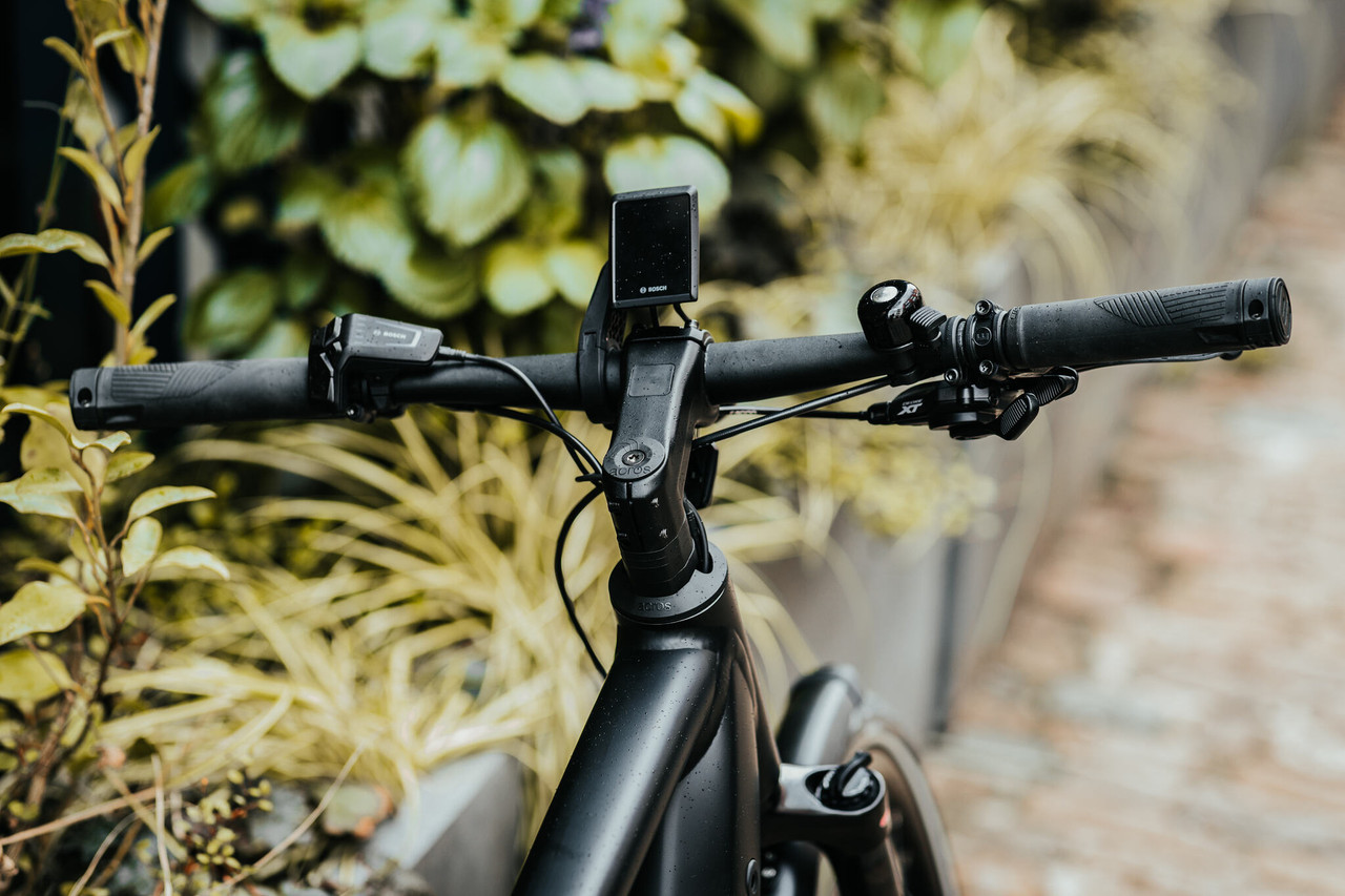 Riese Müller Roadster4 Touring Electric Bike - Main Image