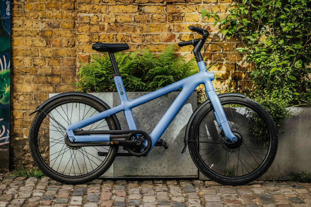 VanMoof S6 Open Electric Bike | Fully Charged