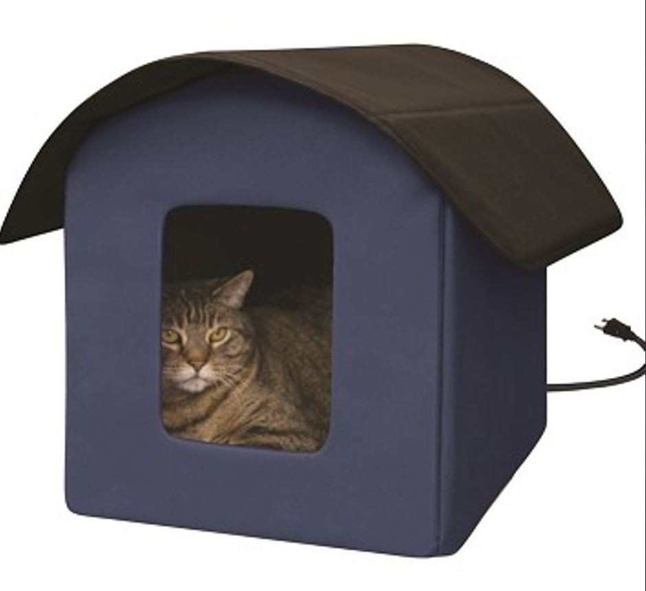 outdoor heated kitty barn