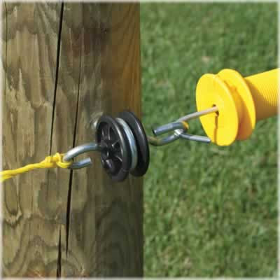 Zareba Wood Post Screw-In Gate Anchor