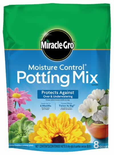 Miracle-Gro Moisture Control Potting Mix 1 Cubic Feet - CountryMax