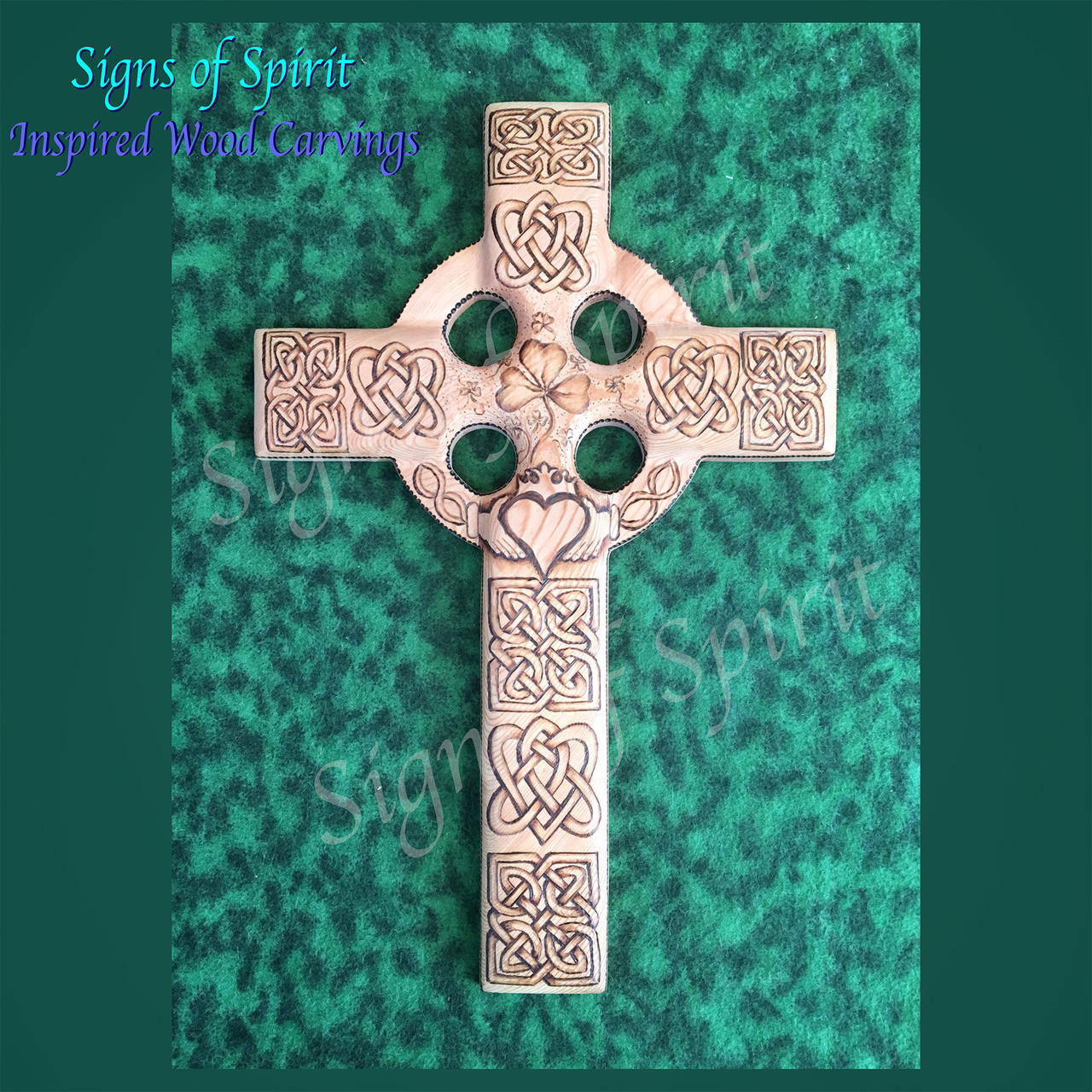 Irish Celtic Knot Shamrock Hardwood Oval Cutting Board – Éire In My Blood