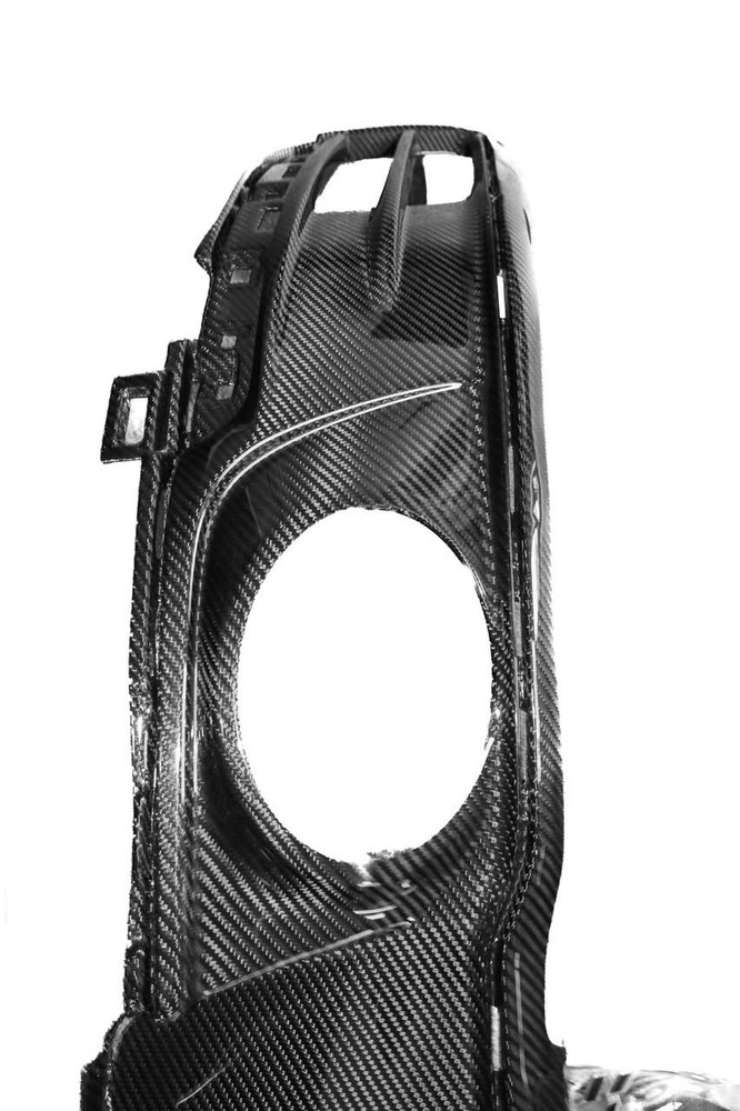 Porsche 992 rear bumper lower diffuser 