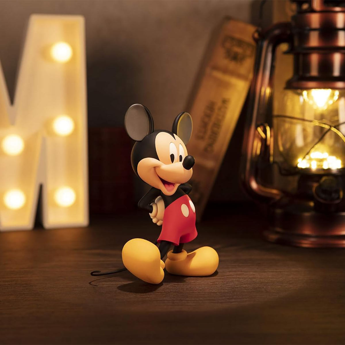 Figuarts Zero Disney Mickey Mouse 1940s Version Figurine, 2438335