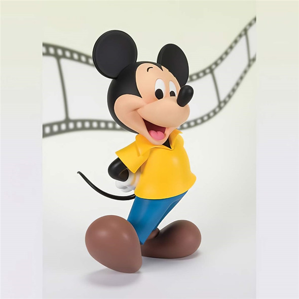 Bandai FigureartsZERO 1980's Mickey Mouse