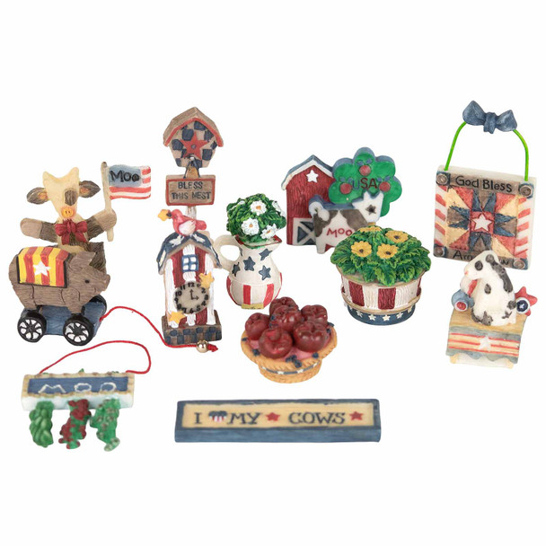 Mary's Moo Moos Ameri-Cow 12-Piece Mini Patriotic Figurine Accessory Set - 634700