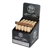 Tabak Especial Dulce Toro Tubo | Open Box and Stick