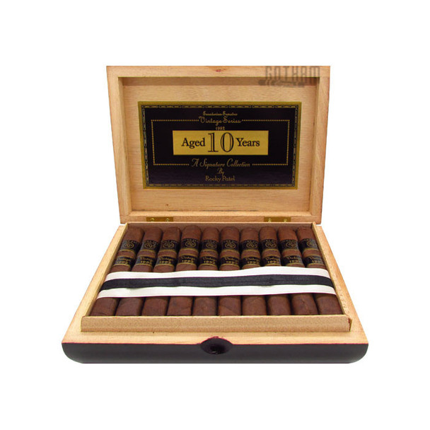 Rocky Patel Vintage 1992 Petit Corona Open Box 