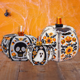 Freestanding Midnight Garden Pumpkins