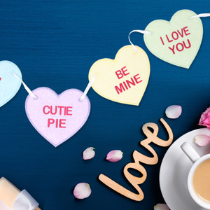 PK50002 In The Hoop Candy Heart Bunting