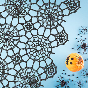Freestanding Buildable Spiderweb Doilies USB