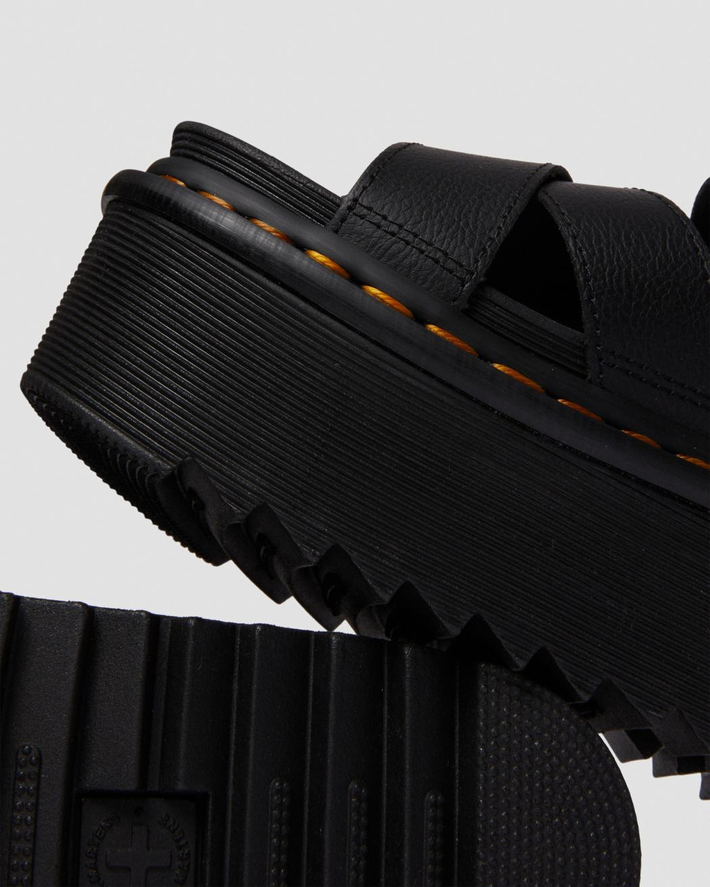 Martens Voss II Quad Athena Black Zone Rock