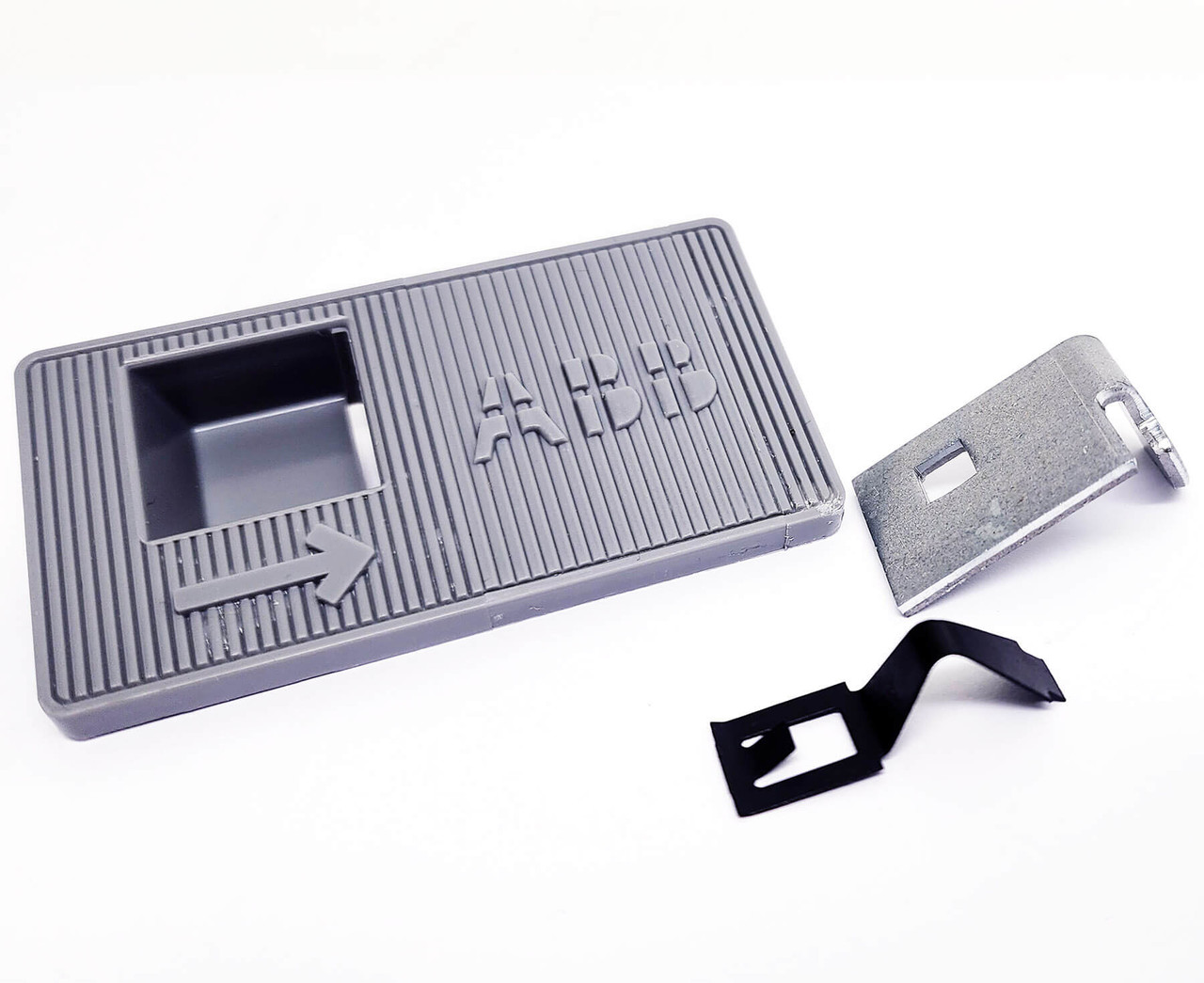 ABB PLTCHGR (GE TRL22 Replacement) Door Handle/Latch for P-Series