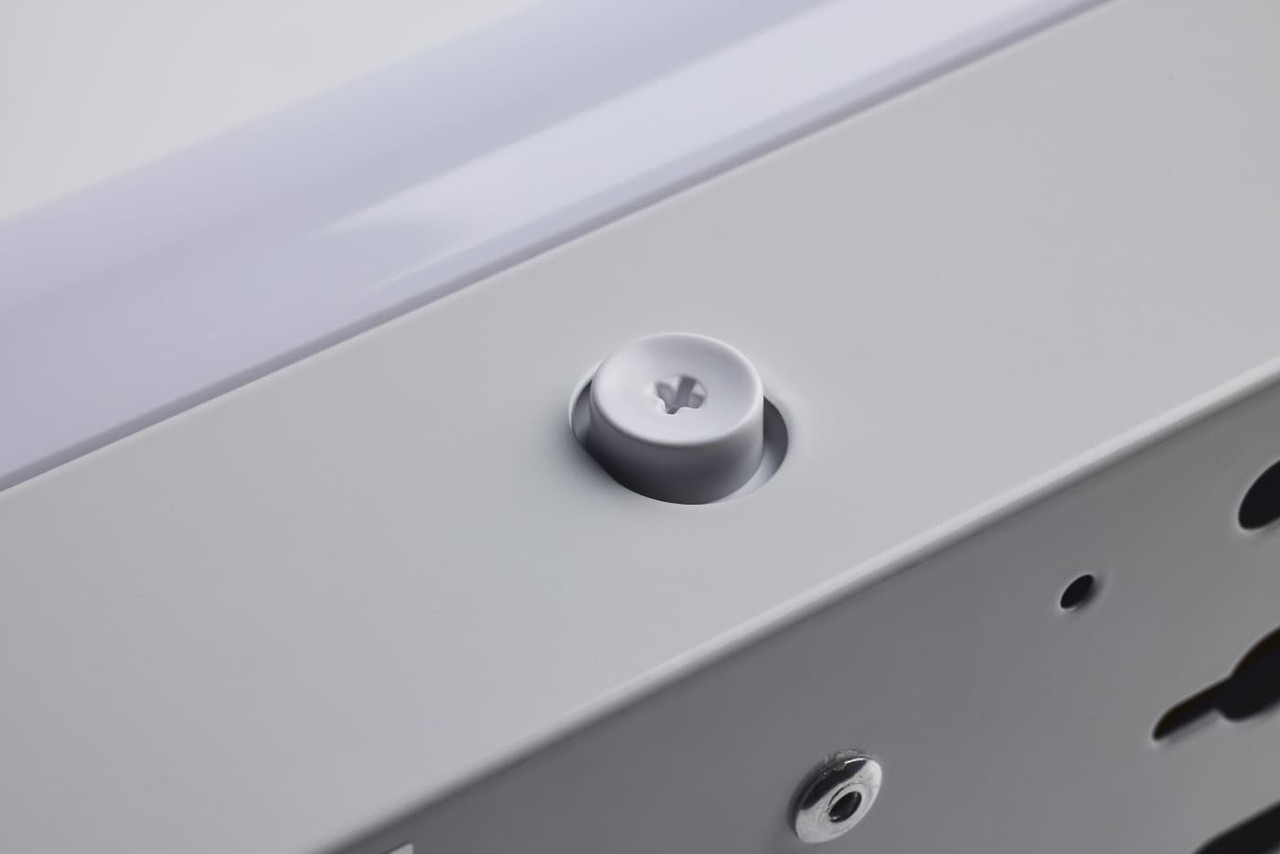 Satco 65-1700 - 2' LINEAR STRIP W/SENSOR