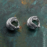 Vintage Earrings Oscar de la Renta Clip Earrings Silver Tone Hammered Antique Womans Jewelry OSE-144 - Limited Stock - Never Worn