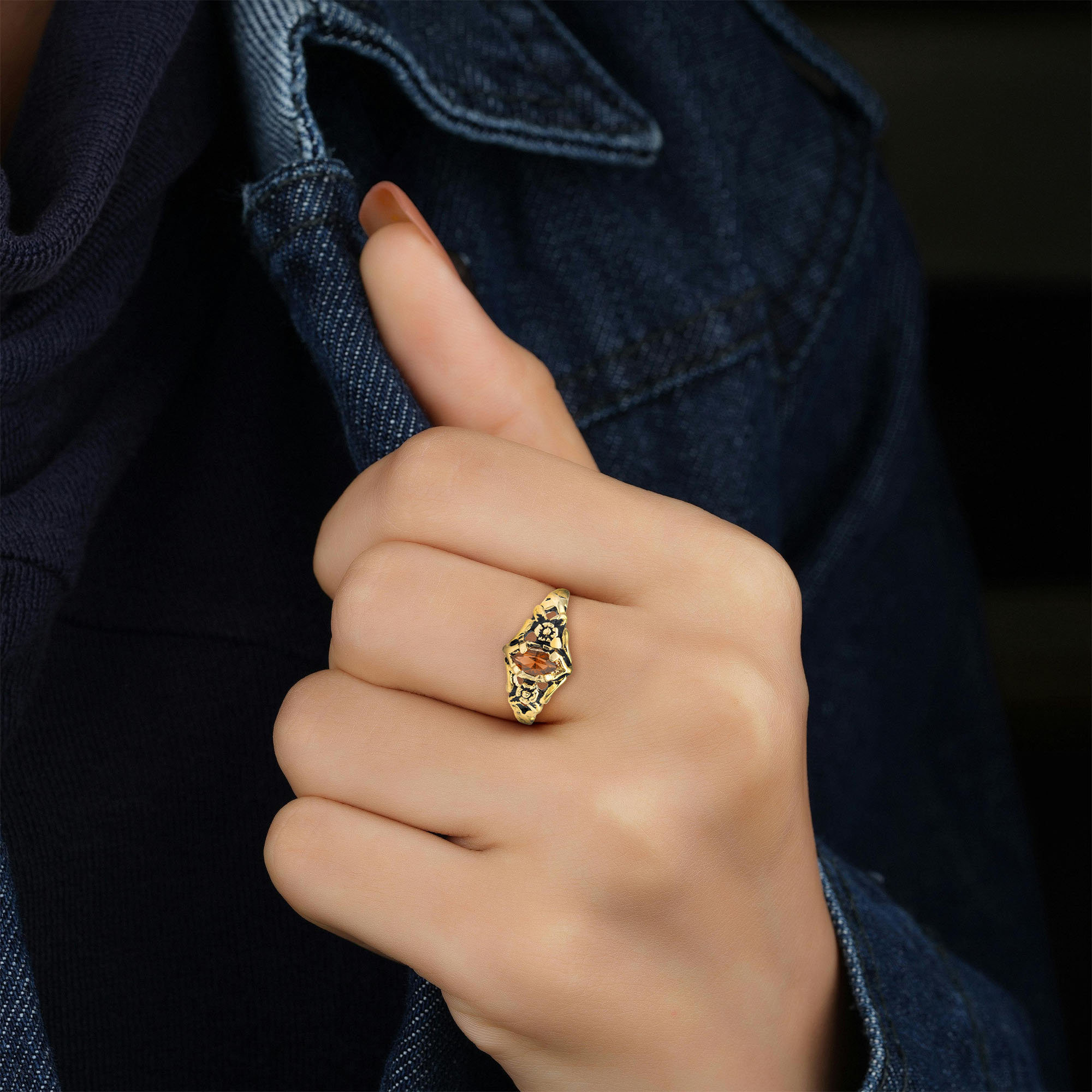 Women's Cubic Zirconia Vintage Ring Antiqued 18k Yellow Gold