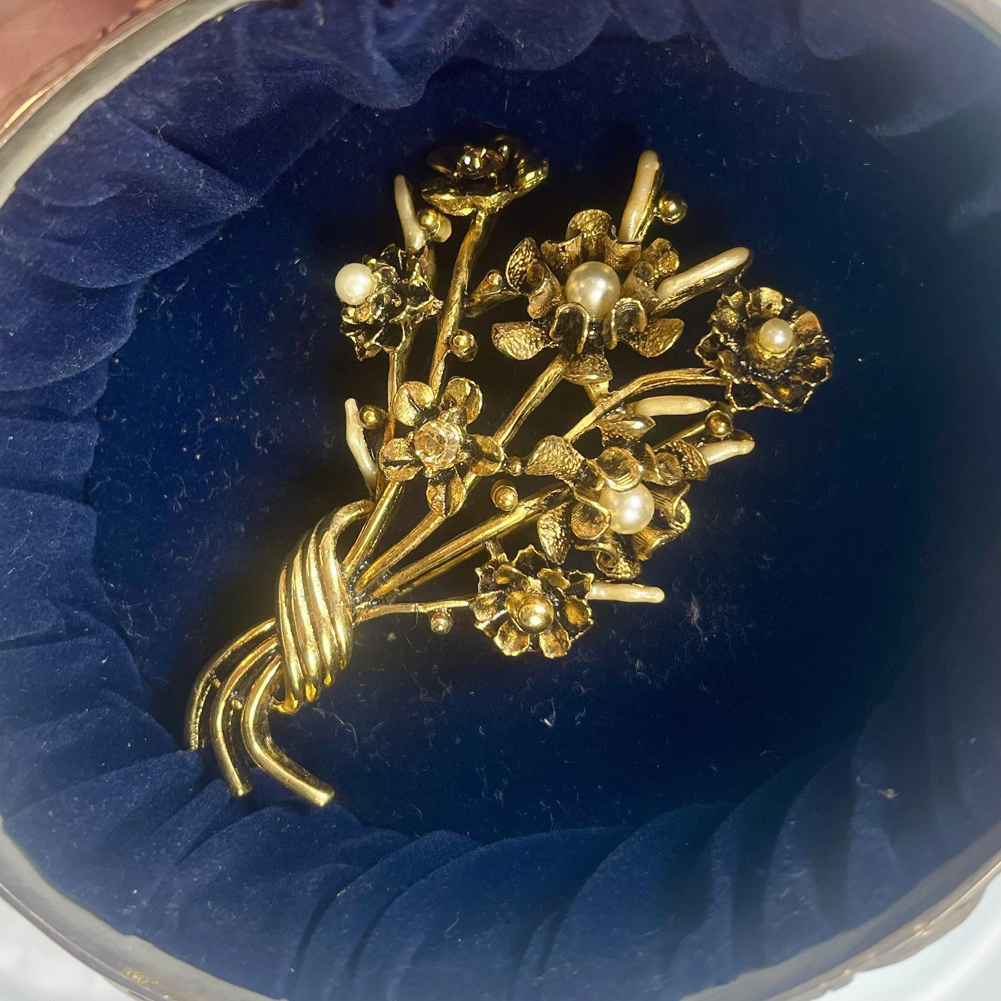 Pin's Vintage Oscar De La Renta Signé - Bijou Doré à L'or Fin, Occasion, Accessoire De Créateur Authentique