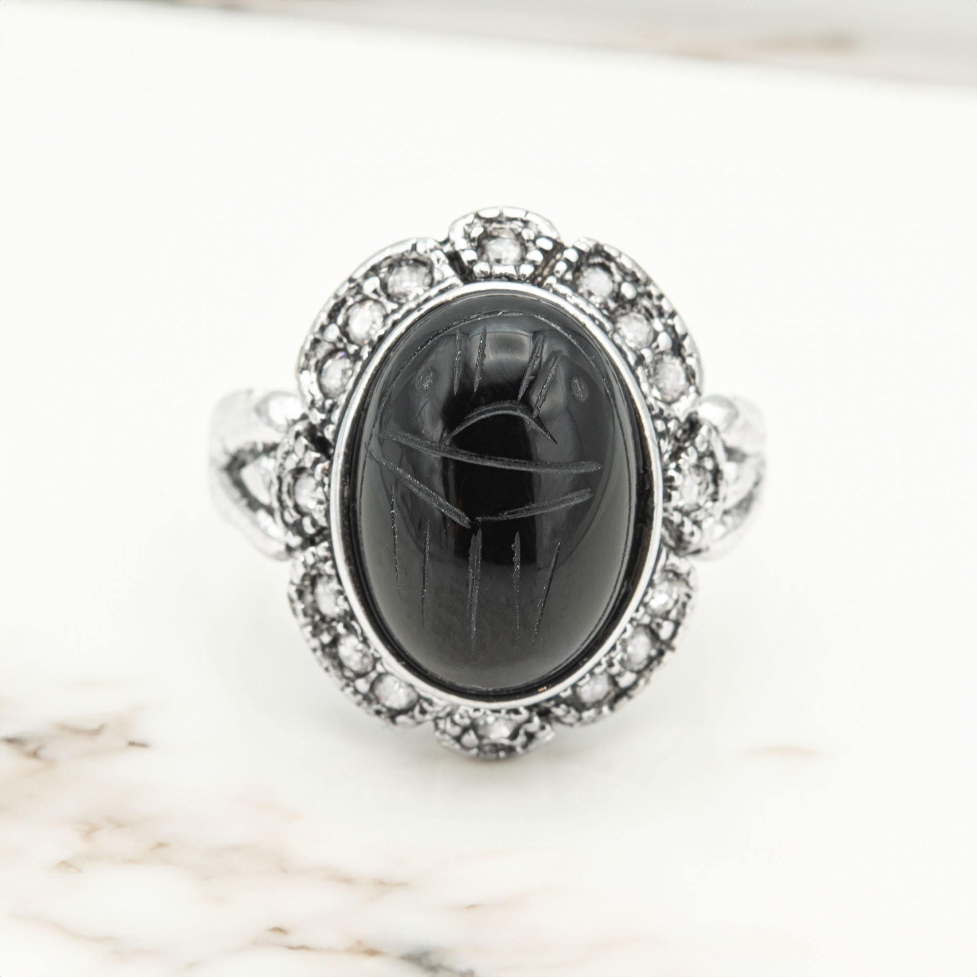 Vintage Women's Ring 18k Gold Plated Black on White Cameo Clear Austrian  Crystals