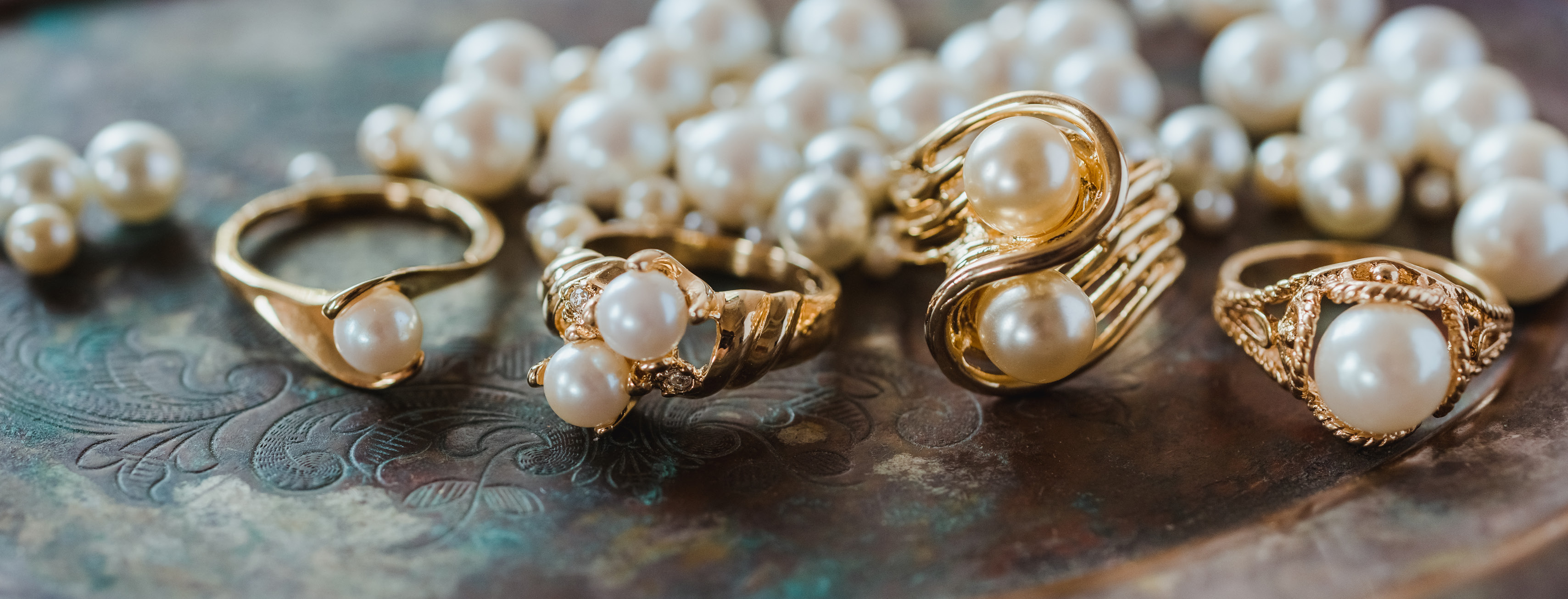 June birthstone vintage pearl ring - cubic zirconia - clear Swarovski crystals