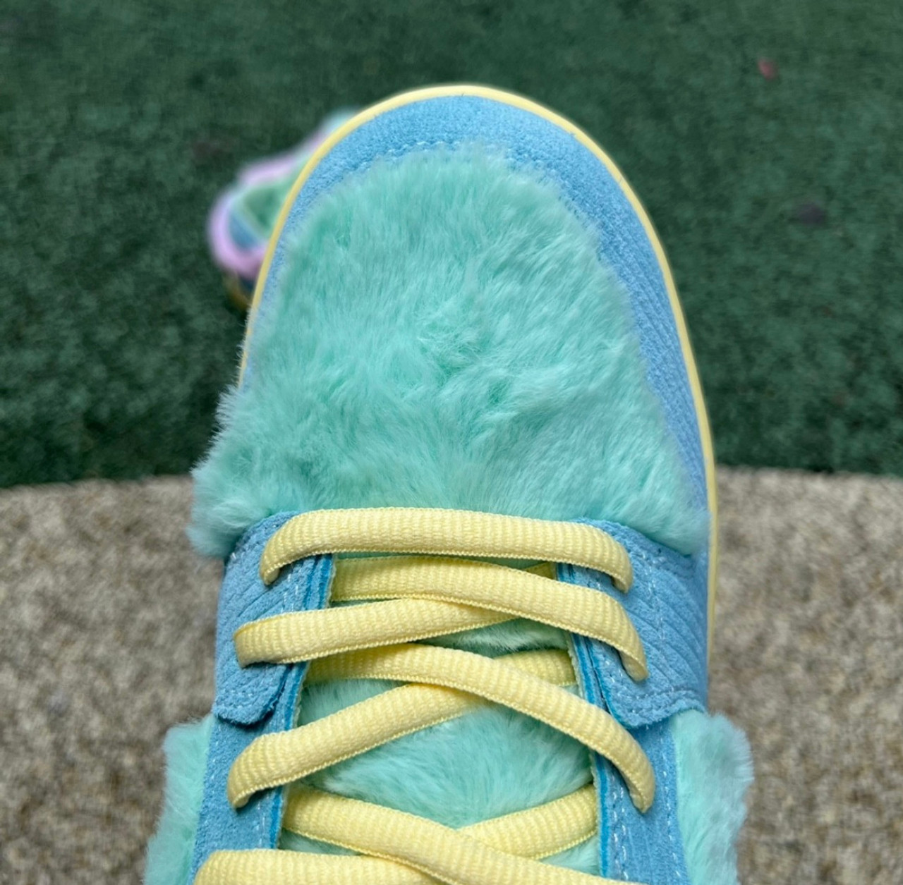 12 Pair - Nike Verdy x Dunk Low SB PS "Visty"