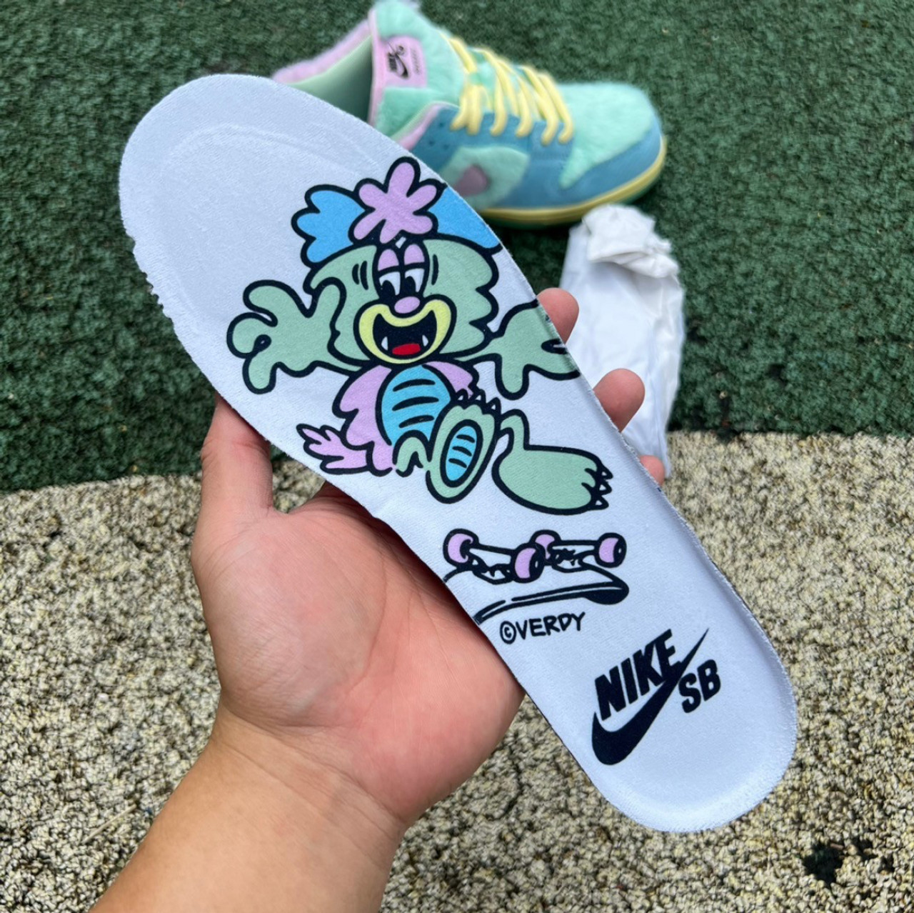 12 Pair - Nike Verdy x Dunk Low SB PS "Visty"