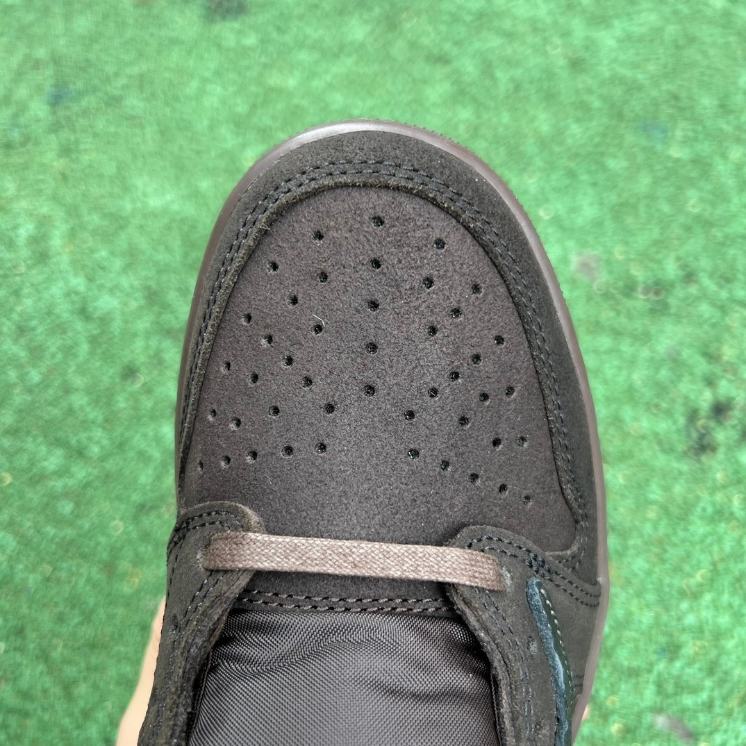 12 Pair - Air Jordan 1 Low OG "Travis Scott - Velvet Brown"