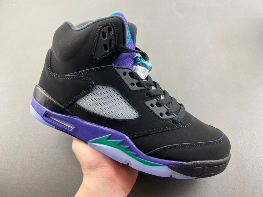 12 Pair - Jordan 5 Retro 'Black Grape