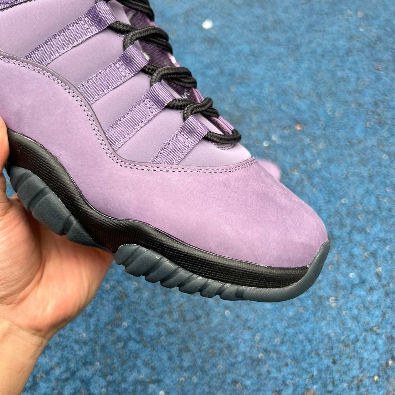 12 Pair -  Jordan 11 Retro Vegas