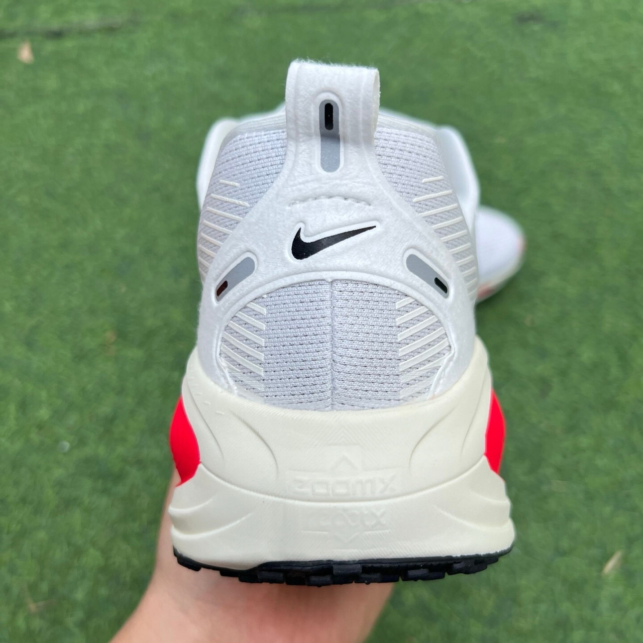 12 Pair - Nike Vomero Zoom Air