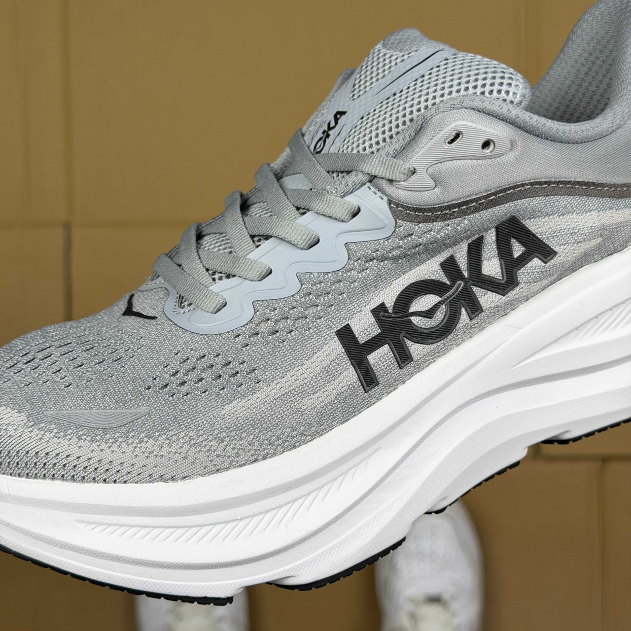 12 Pair HOKA Bondi 9 Galactic Gray