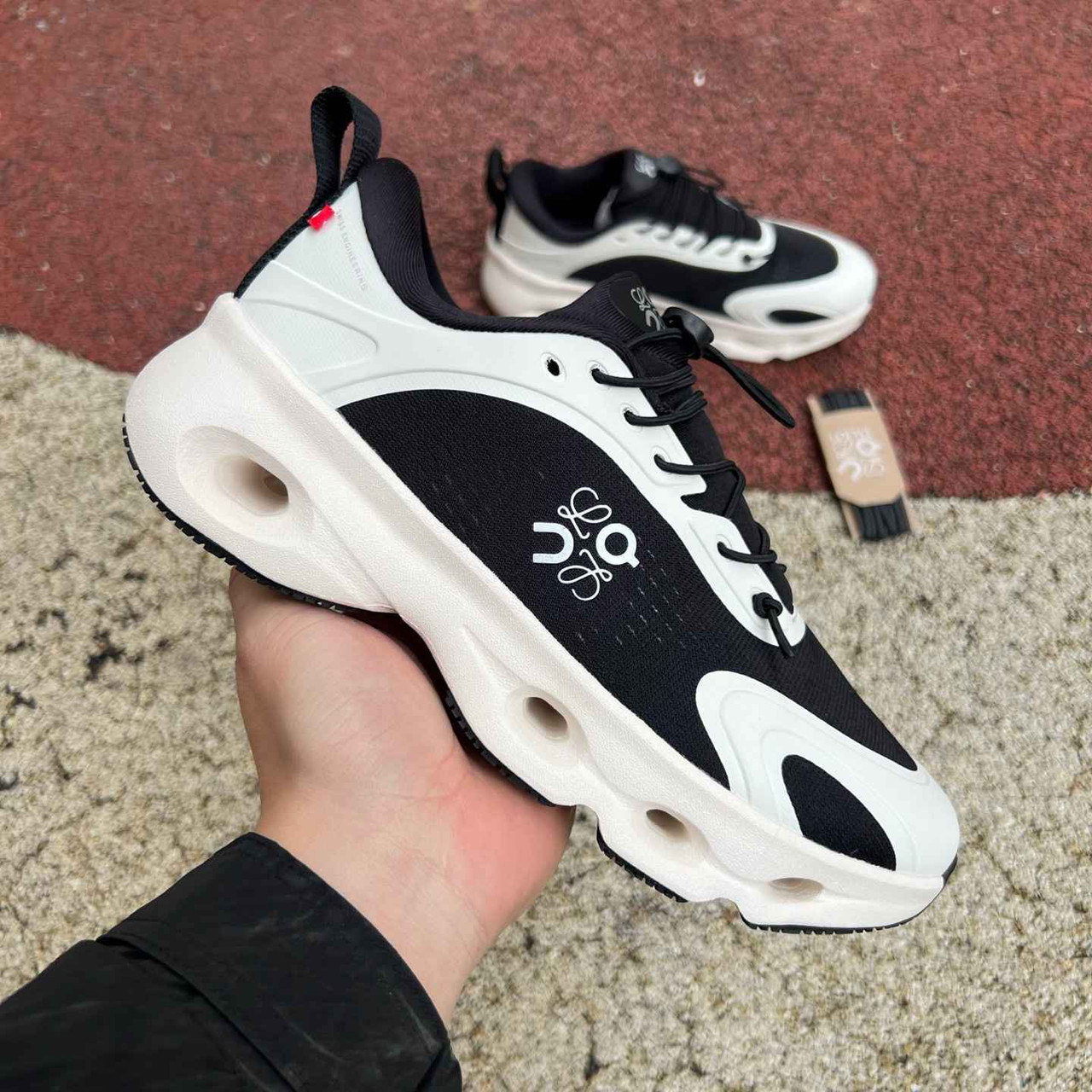 Wholesale Cloudsolo LOEWE Black/ White