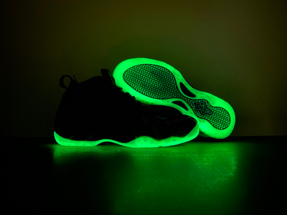 12 Pair -  Nike Air Foamposite One ParaNorman