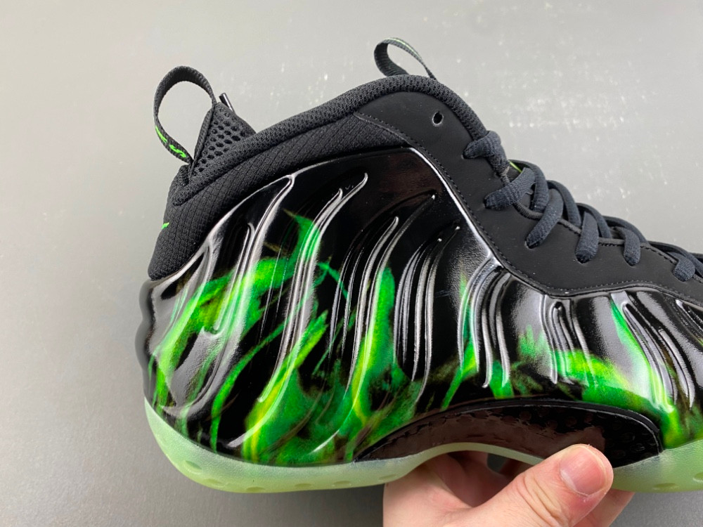 12 Pair -  Nike Air Foamposite One ParaNorman