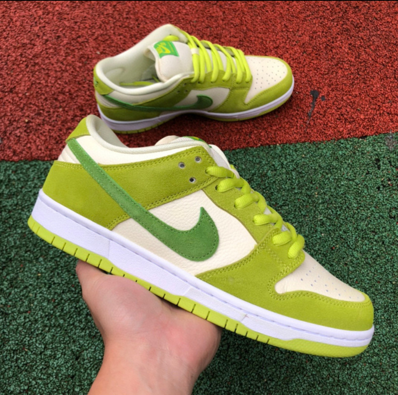 12 Pair - Nike Dunk Low Sour Apple