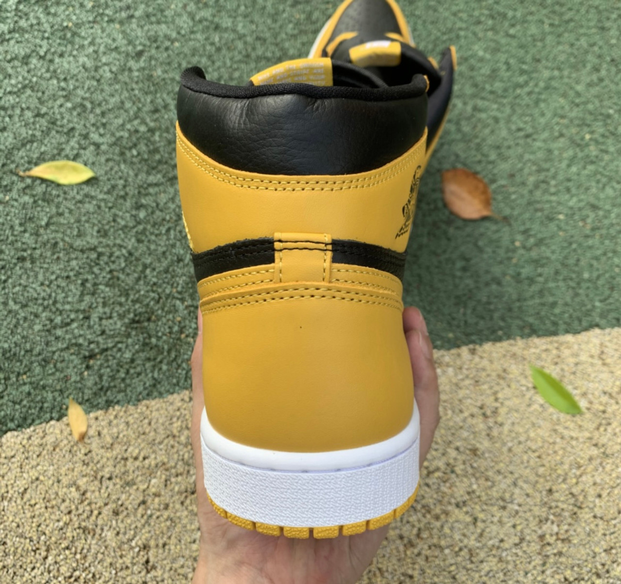 12 Pair -Jordan 1 Retro High Pollen