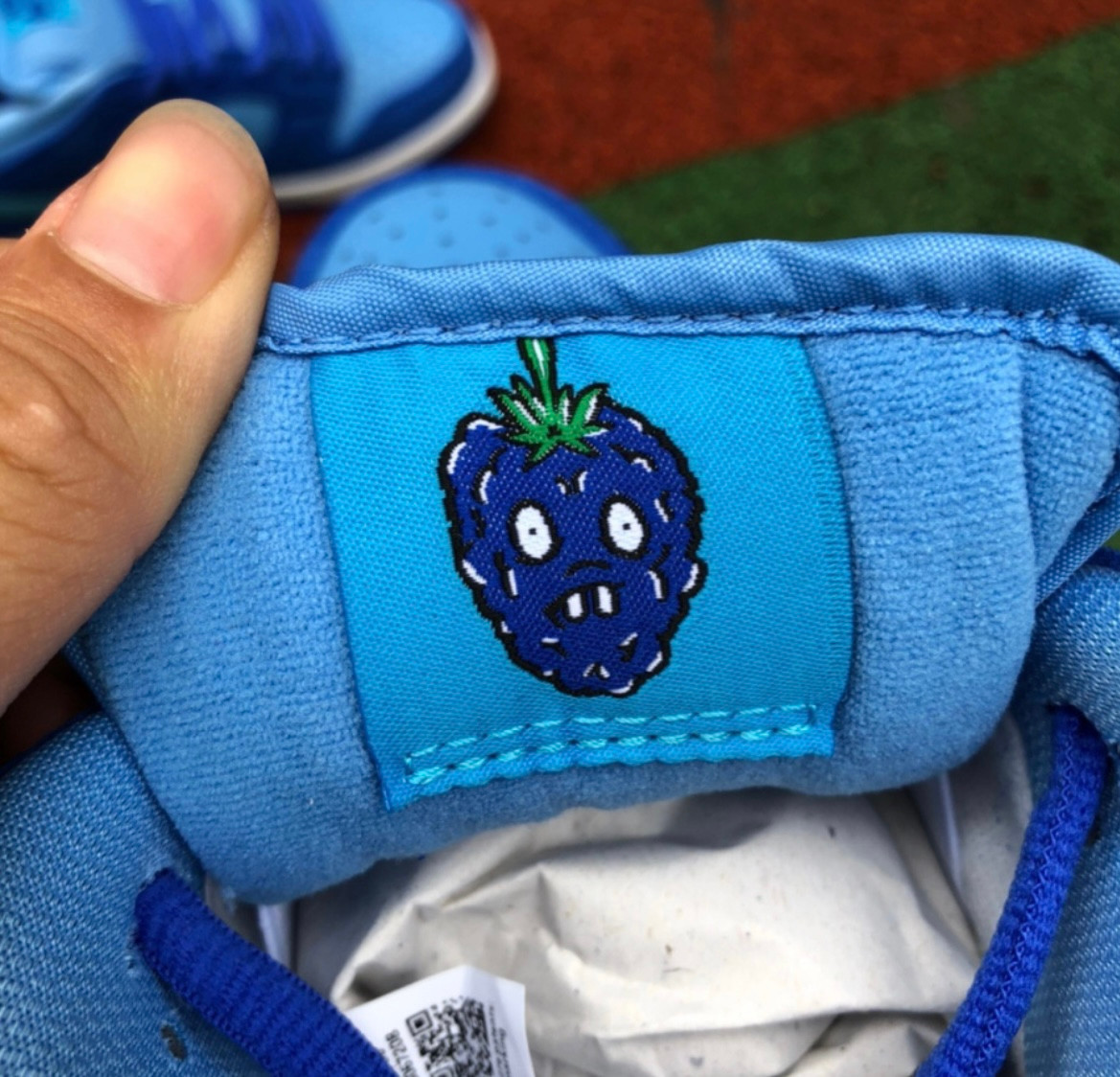 12 Pair - Nike SB Dunk Low Blue Raspberry