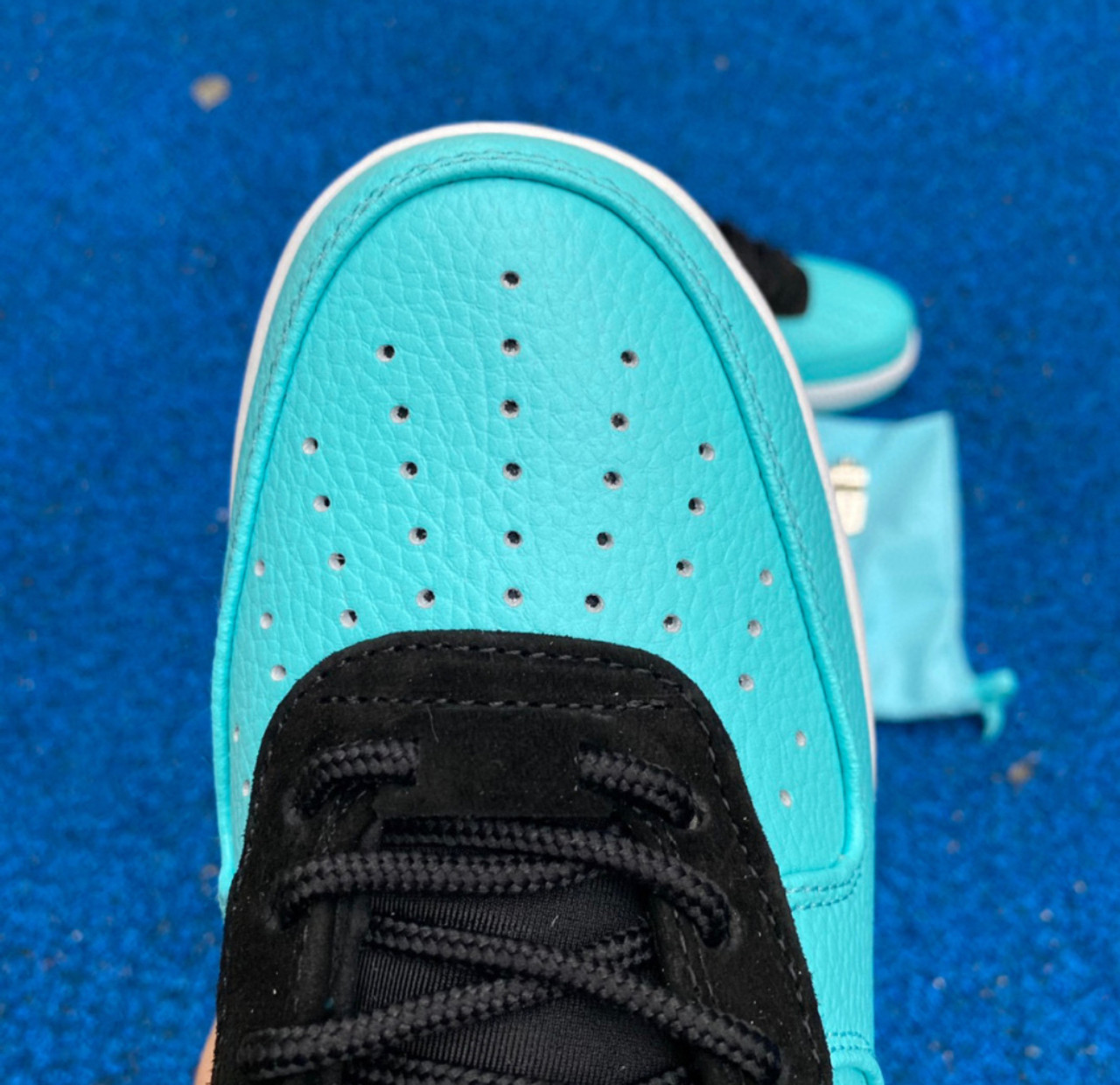 12 Pair- Air Force 1 Nike X Tiffany & Co