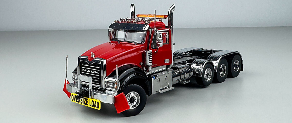 Heavy Haul Replicas Mack Titan Tri-axle Tractor - DHH Red over