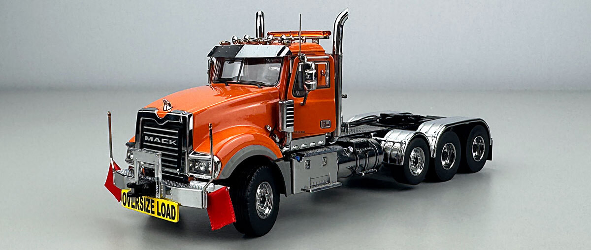 Camion MACK SuperLiner Jaune – Heavy Haul Replicas 1/50 – Miniature Neuve