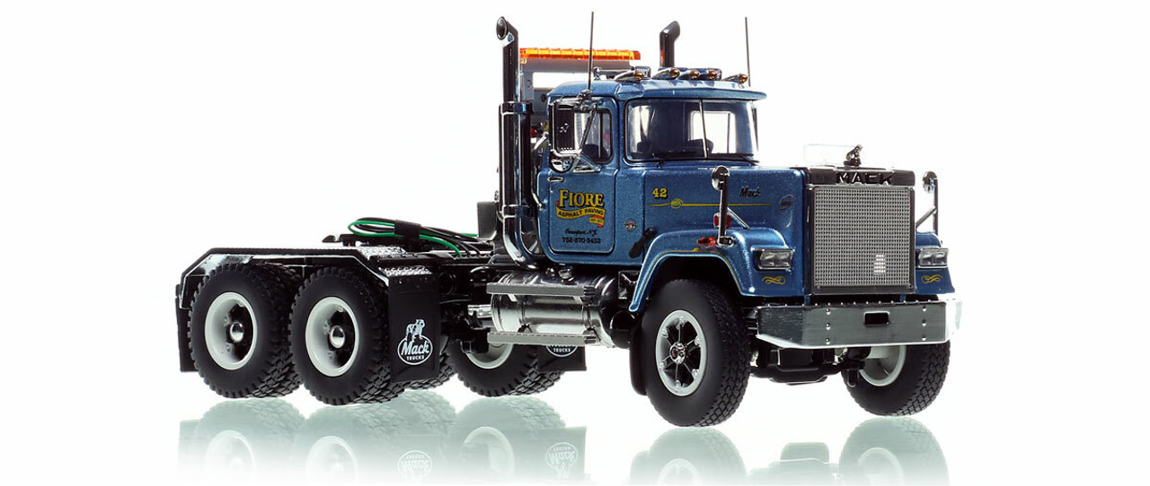 Heavy Haul Replicas Fiore Asphalt Paving 1989 Mack RW713