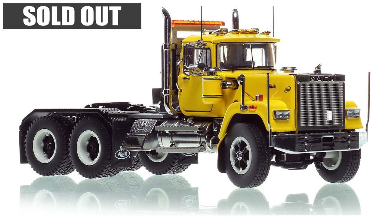 Heavy Haul Replicas Mack Superliner Heavy Spec Tandem Axle Tractor