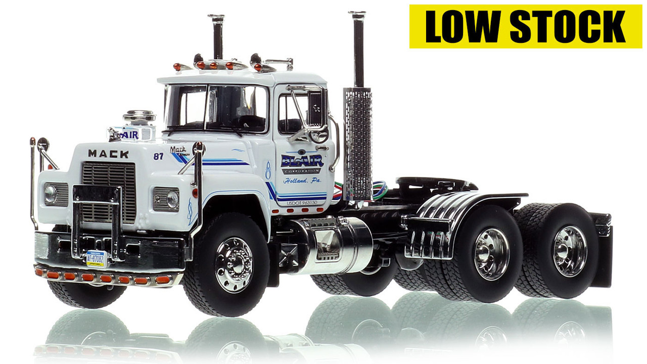 Heavy Haul Replicas Brian Blair 1987 Mack R600 tandem axle tractor