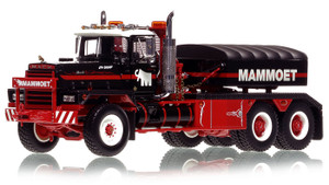 1:50 scale model of Mammoet 1995 Mack RD822SX 1:50 scale model of Mammoet 1995 Mack RD822SX