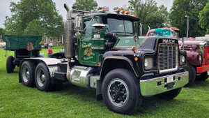 Damigella Collection Mack R tandem axle tractor Damigella Collection Mack R tandem axle tractor